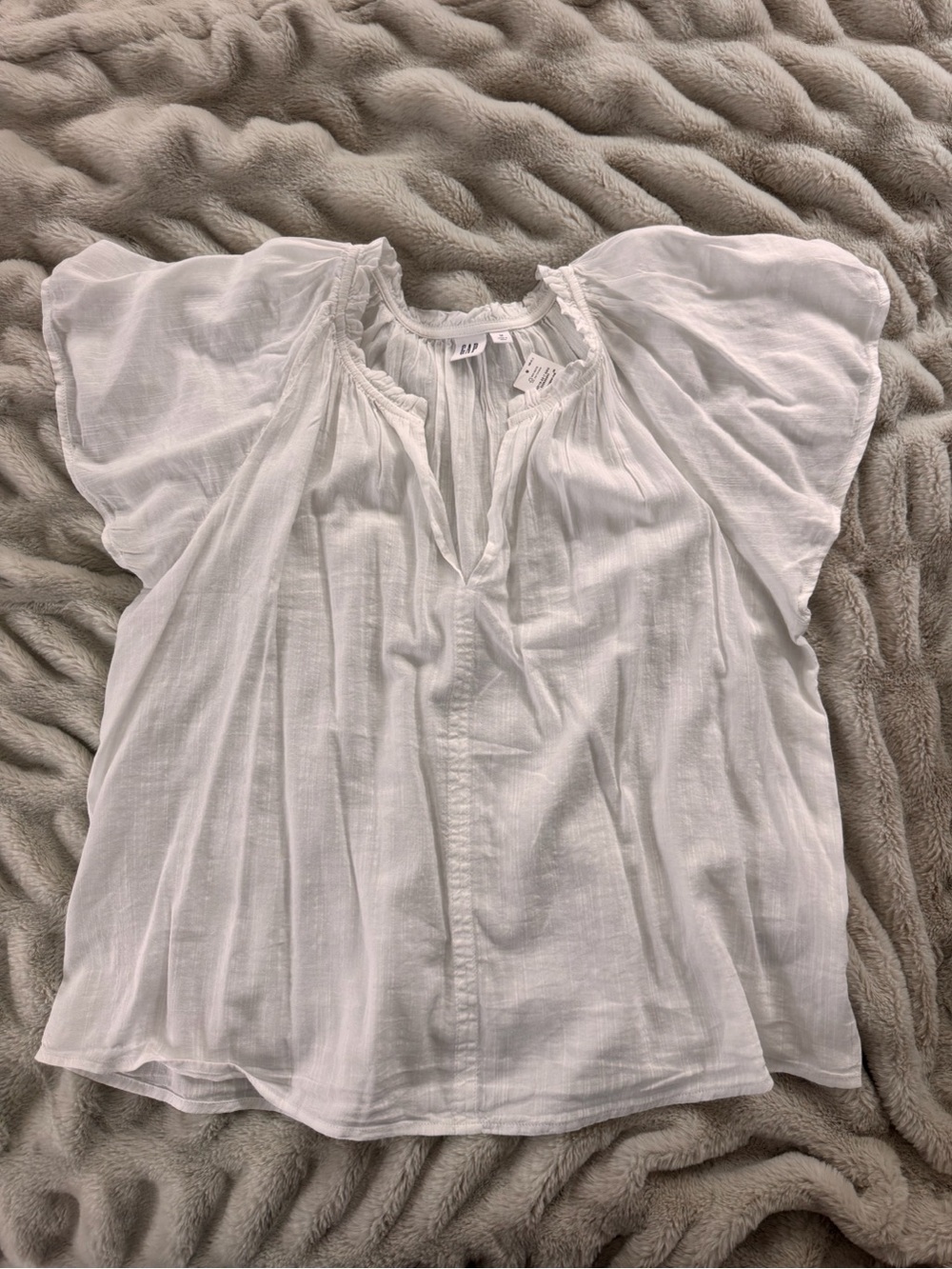 Gap White Lightweight Peasant Blouse
